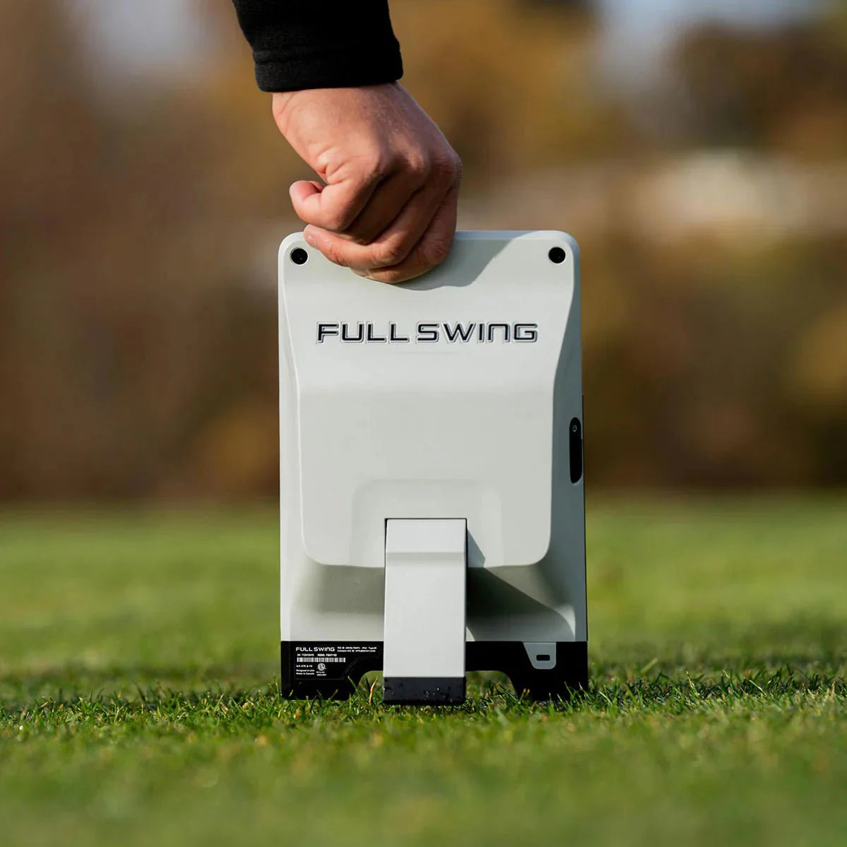 full swing kit rear shot on golf course